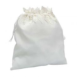 Elegante limosnera blanca para novia