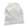 Elegante limosnera blanca para novia