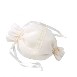 Elegante limosnera blanca para novia