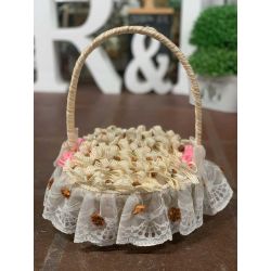 Pack de 45 alfileres con Canasta con encaje y flores rosas