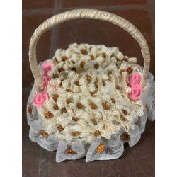 Pack de 45 alfileres con Canasta con encaje y flores rosas