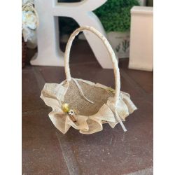Canasta color saco para tus pétalos de boda