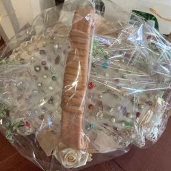 MEGA OFERTON. Pack de 100 alfileres con cesta, encaje  y envoltorio.