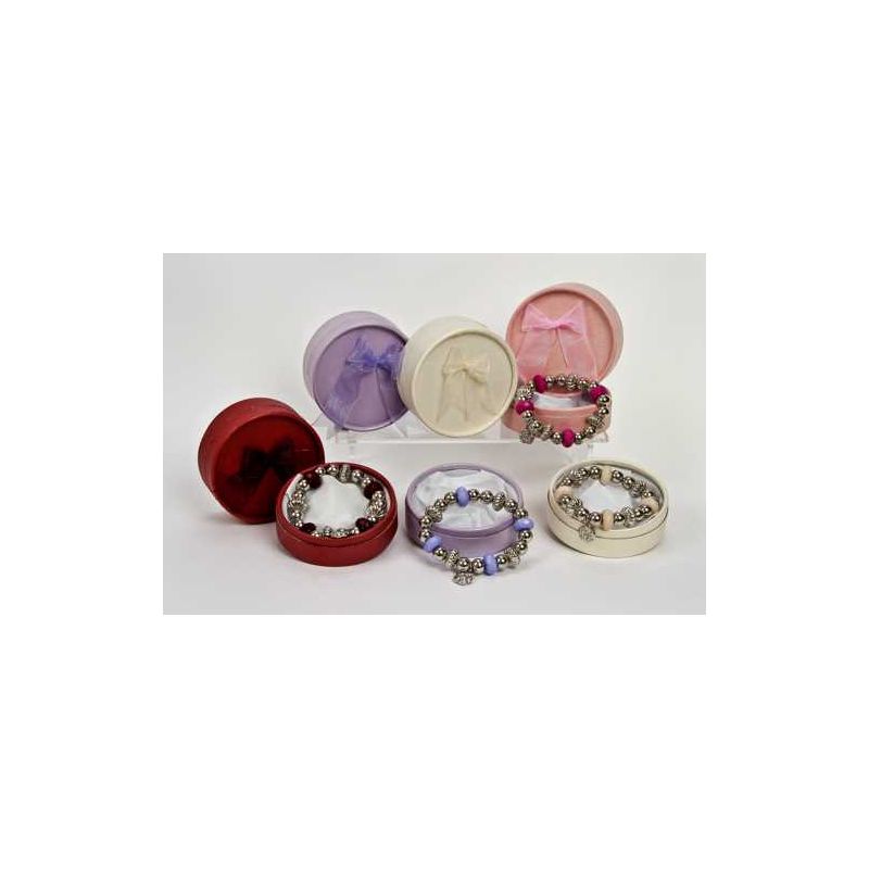 Pulseras con piedras de colores y caja a juego con lazo