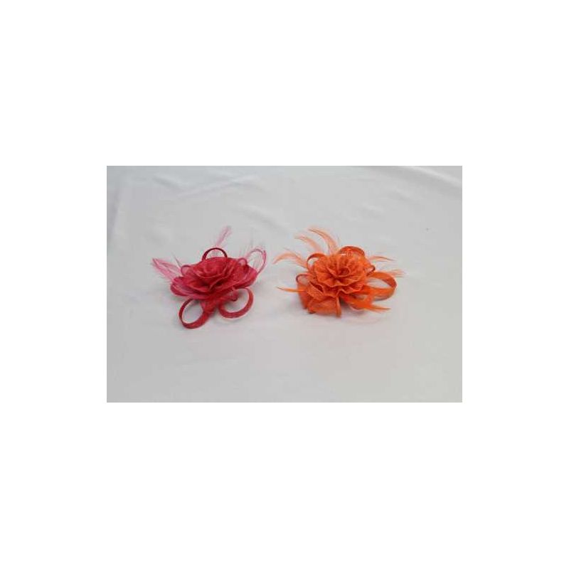 Tocado Flor Sinamay y Pluma tintadas en 2 colores