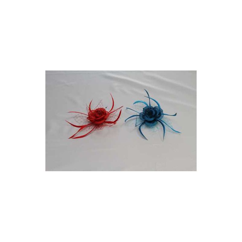 Flor Sinamay con pistilos, Velo-Red y pluma Faisán