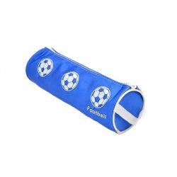 Estuche azule con balones de futból, con cremallera y asa