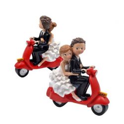 Figura de novios de 18x16x8 cm para la tarta, con novios en moto roja
