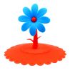 Tapa roja de silicona para tazas, con flor azul